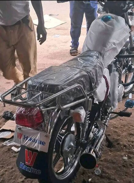 Nouveau moto Haoline pour livraison