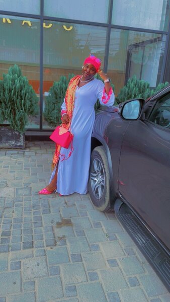 Robe longue blanche élégante