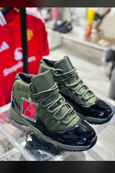 Jordan 11