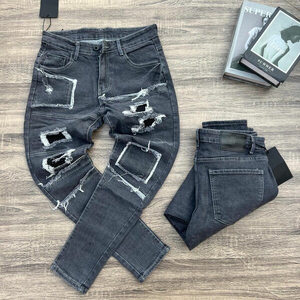 Stock jeans tra