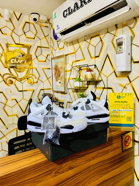 Jordan 4 Military Black