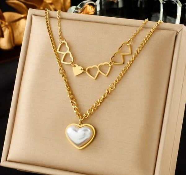 Gold Heart Pendant Necklace