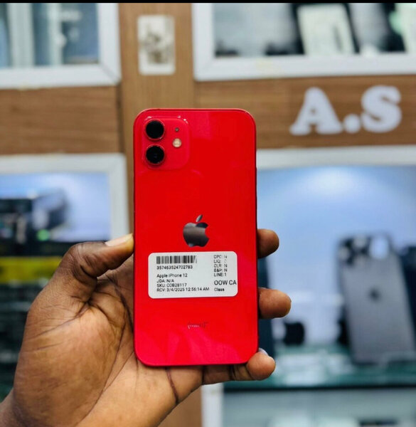 Apple iPhone 12 Rouge