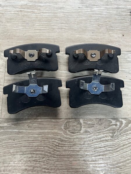 Колодка передняя