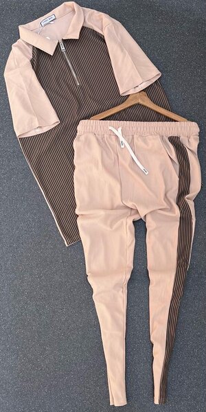 Ensemble sport chic zip