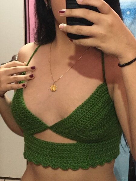 Top en crochet vert tendance