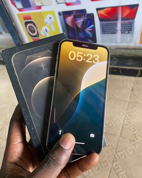 iPhone 12 Pro - Téléphone reconditionné