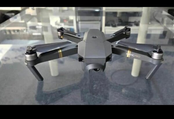 Drone DJI Mavic Pro avec caméra