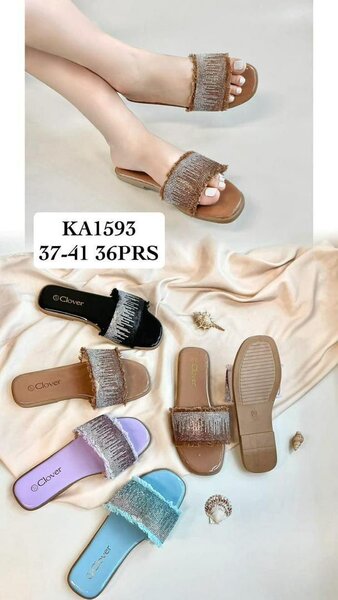 Sandales plates à franges