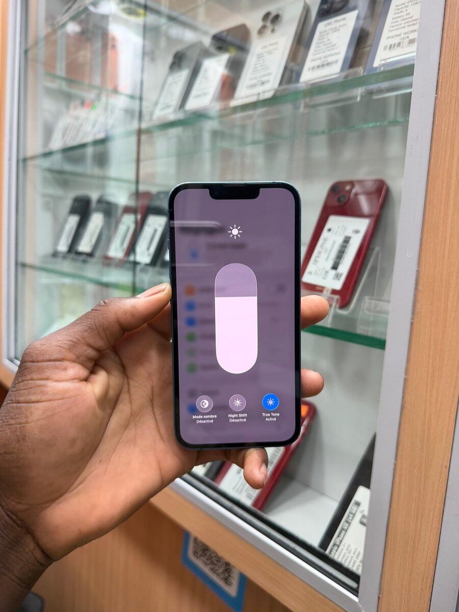 13. 128Go tout est dorigine