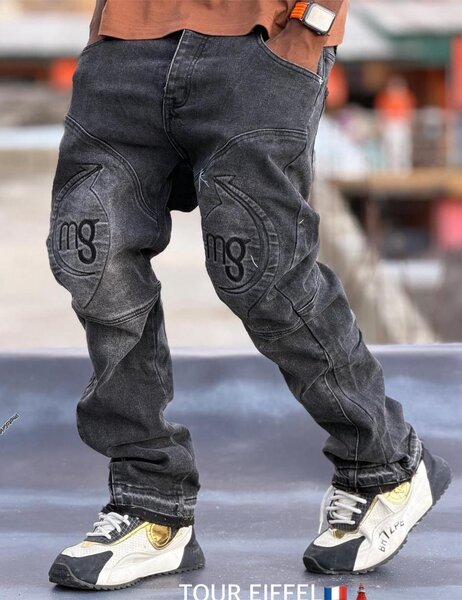 Jean baggy noir urbain