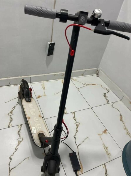 Trottinette électrique pliable