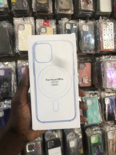 Coque transparente pour iPhone 15 Pro