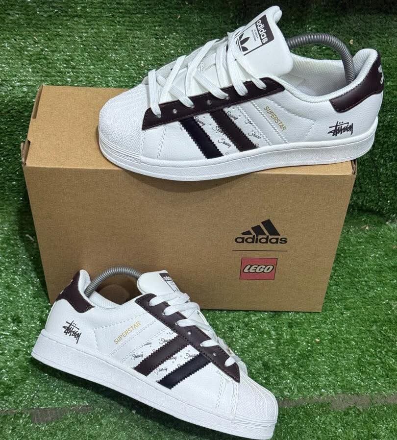 Adidas Superstar Sneakers