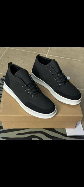 Chaussures en cuir élégantes