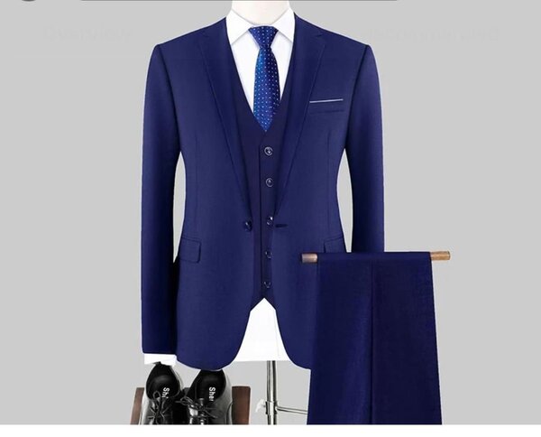 EXECUTIVE NEXT SUITS
