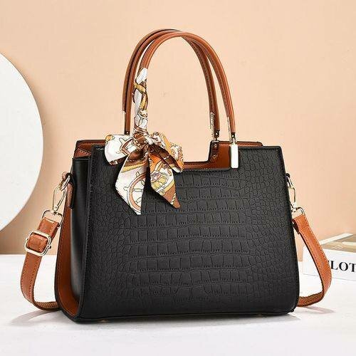 Sac à main élégant avec pochette