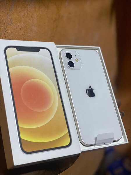 iPhone 12 64Go Blanc