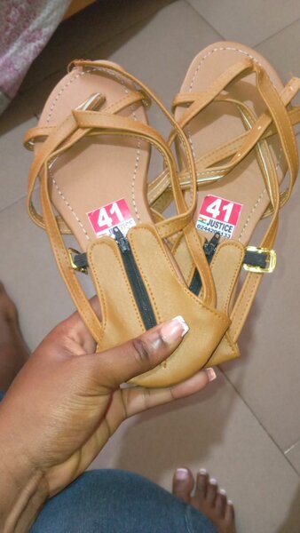 Ladies sandals