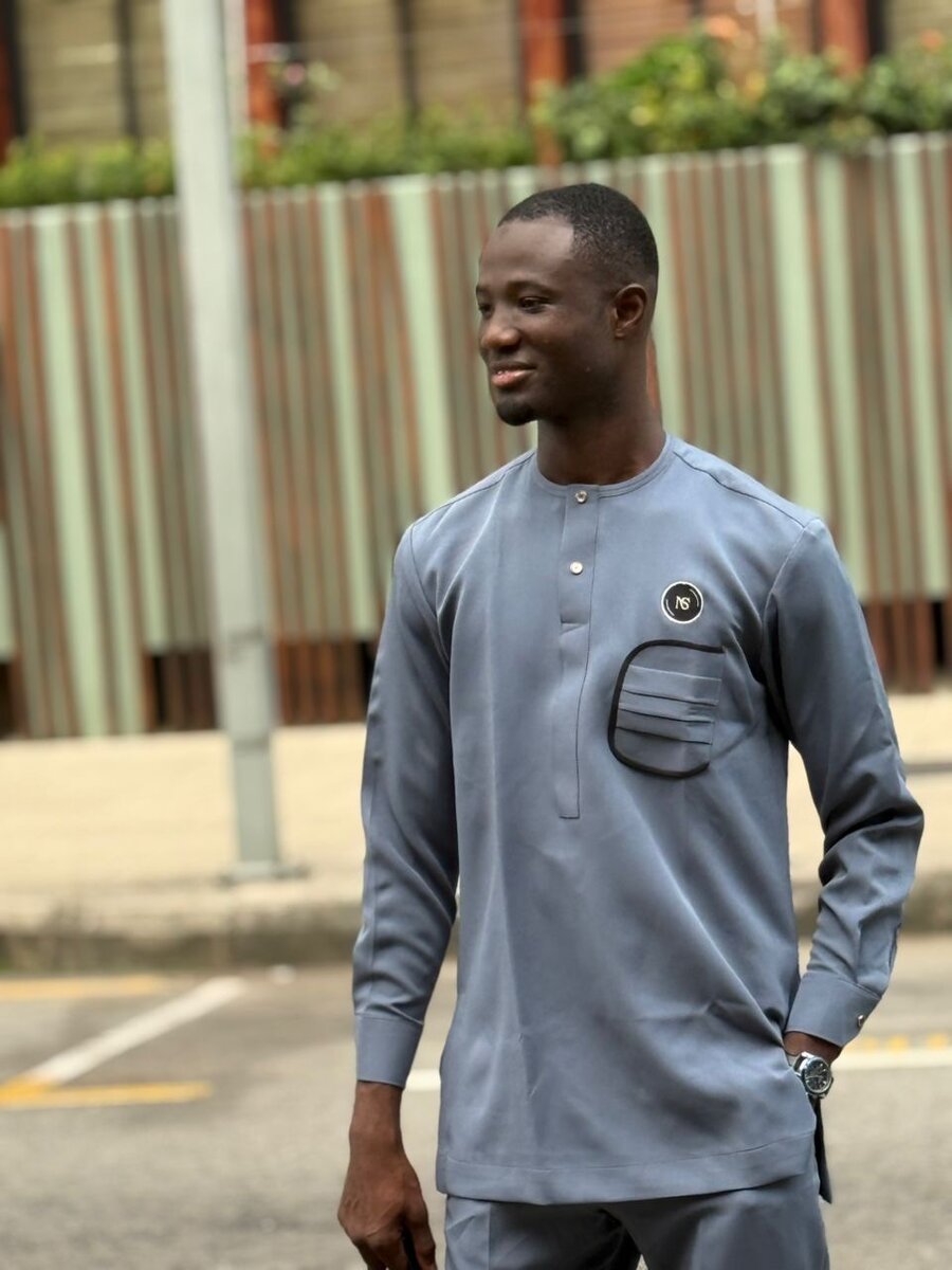 Ensemble homme chic modèle