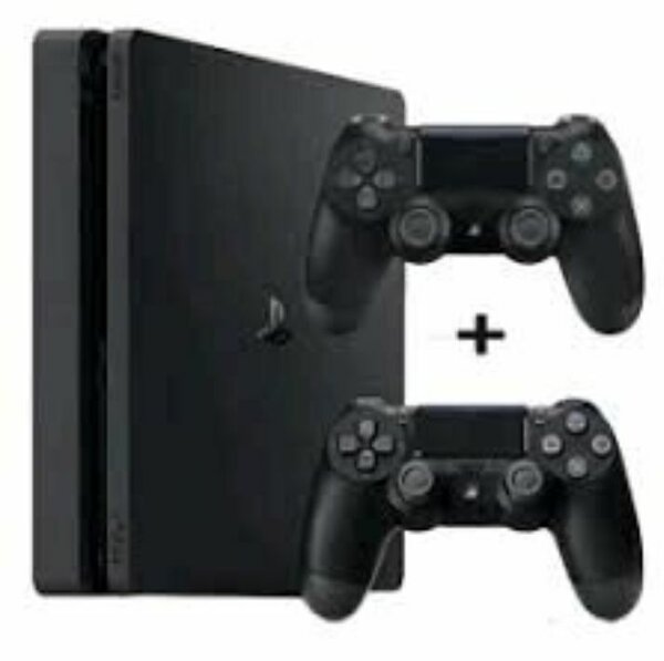 PlayStation 4 avec 2 manettes