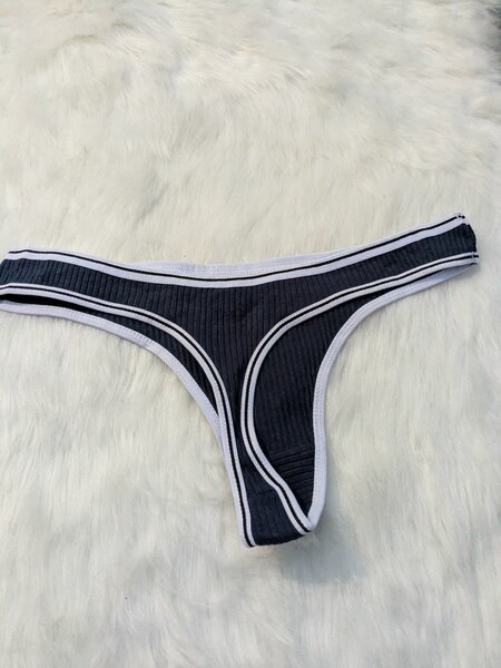 Culotte Stringe Élégante