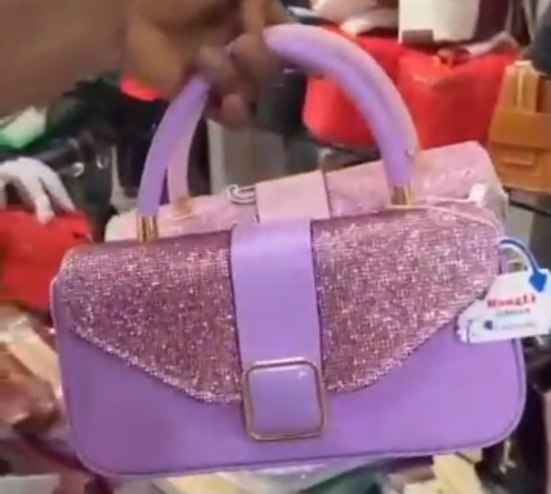 Sac à main pailleté chic