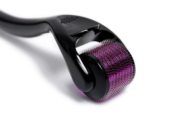 Derma Roller anti-âge 540 aiguilles