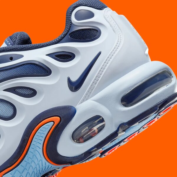 NIKE AIR MAX PLUS DRIFT