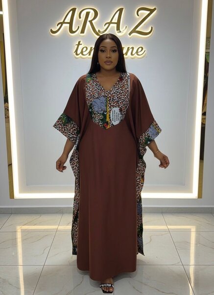 Kaftan marocain marron avec motifs