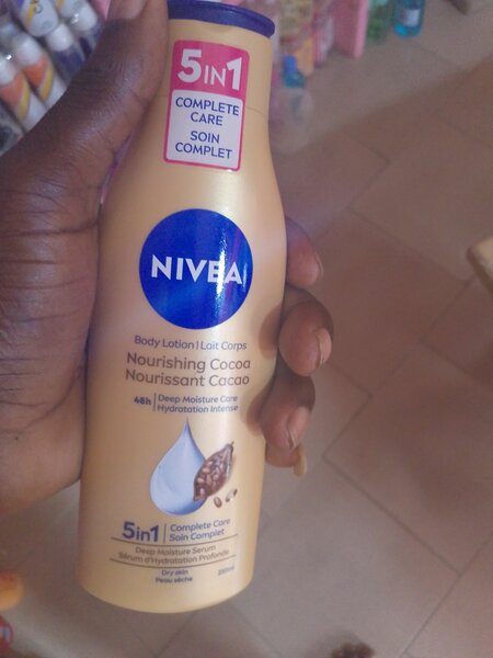 CARE & NIVEA