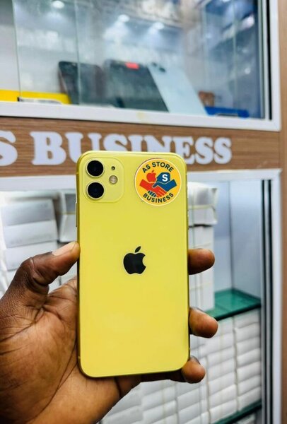 iPhone 11 Jaune 64GB Débloqué