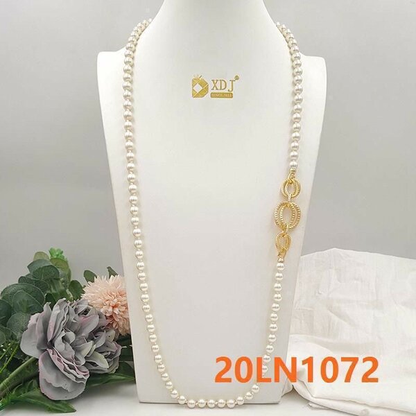 Collier en or moderne XDJ