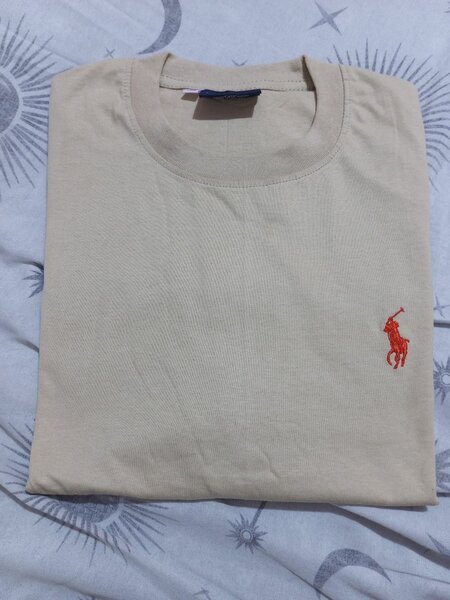T-shirt beige classique homme