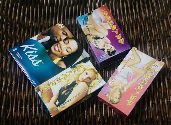 Préservatifs + lubrifiant