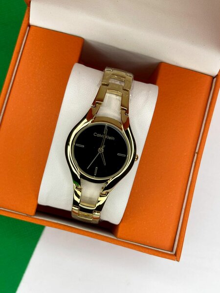 Montre élégante pour femme