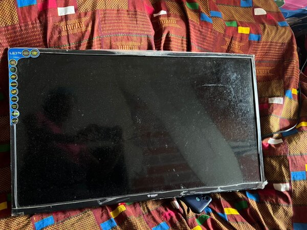 Télévision LED 32 pouces