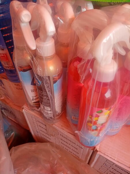 Spray désodorisant maison