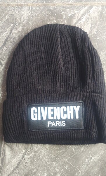 Bonnet en maille Givenchy