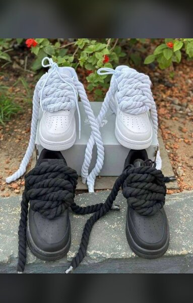 Sneakers avec lacets épais