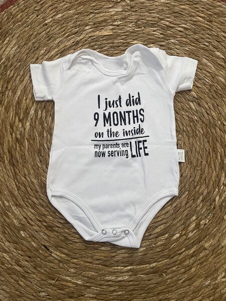 Lot de bodies bébé en coton