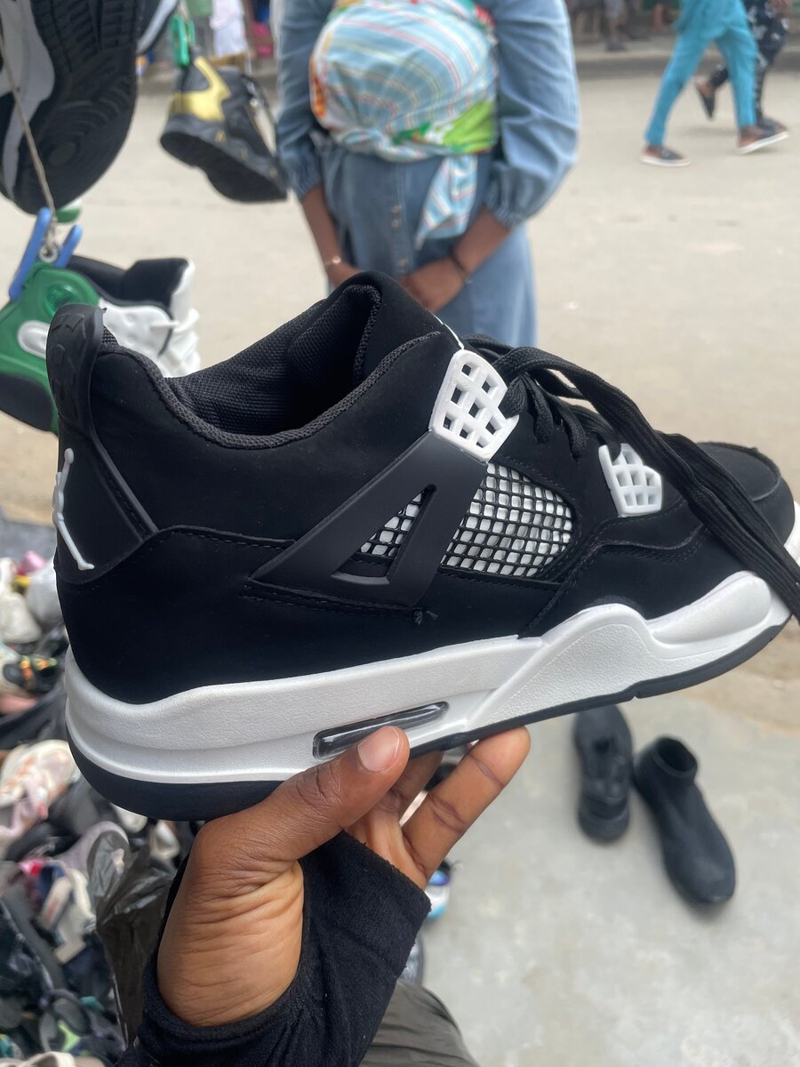 Men's Black Athletic Sneakers