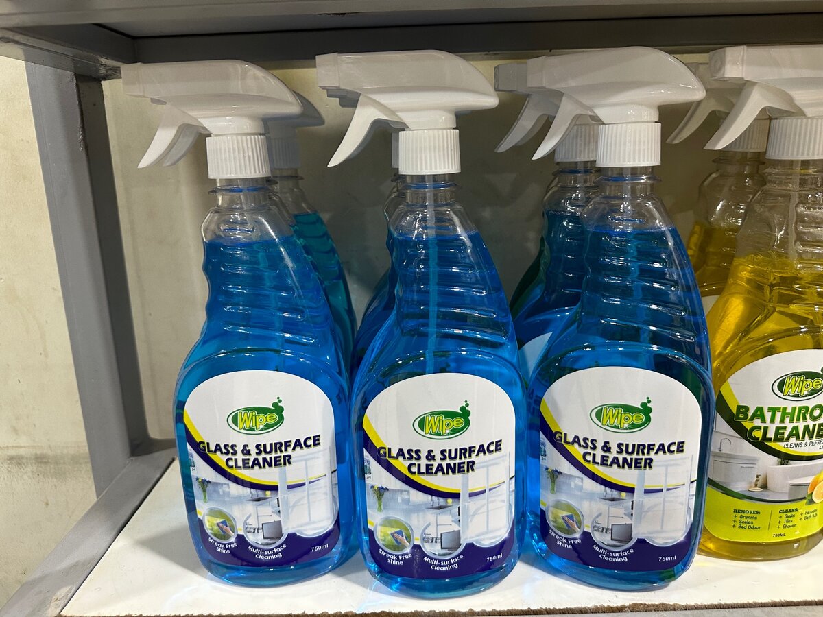 750ml WIPE GLASS CLEANER