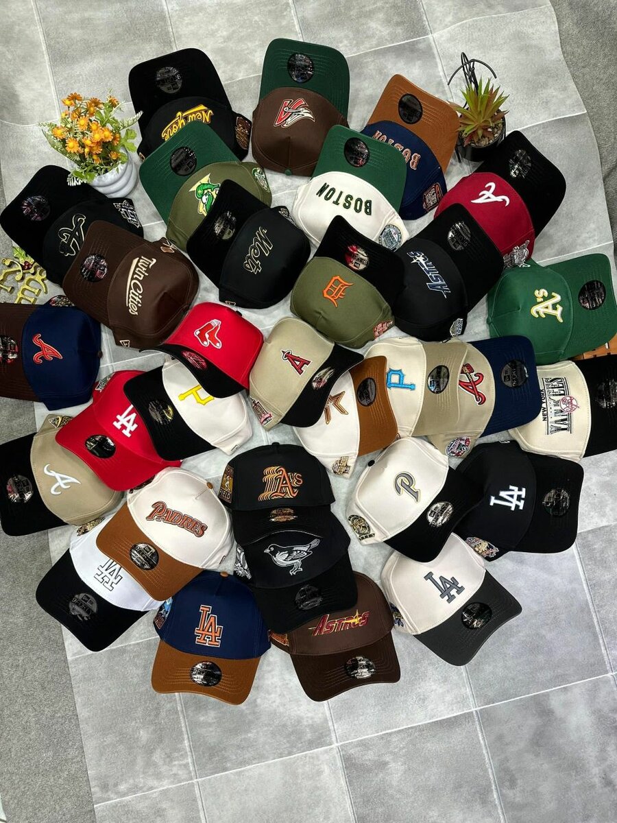 Casquettes de baseball variées