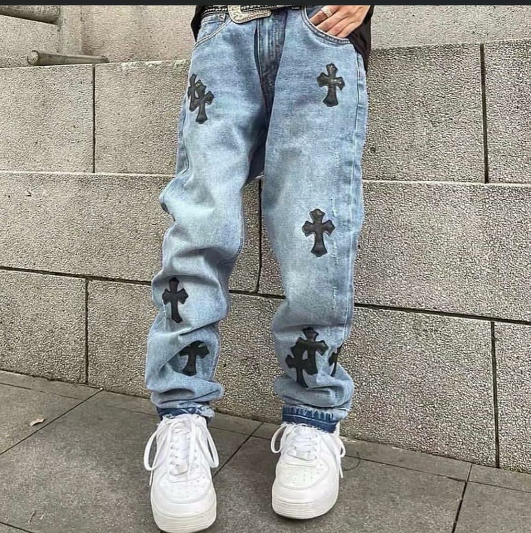 Jeans rétro brodés tendance