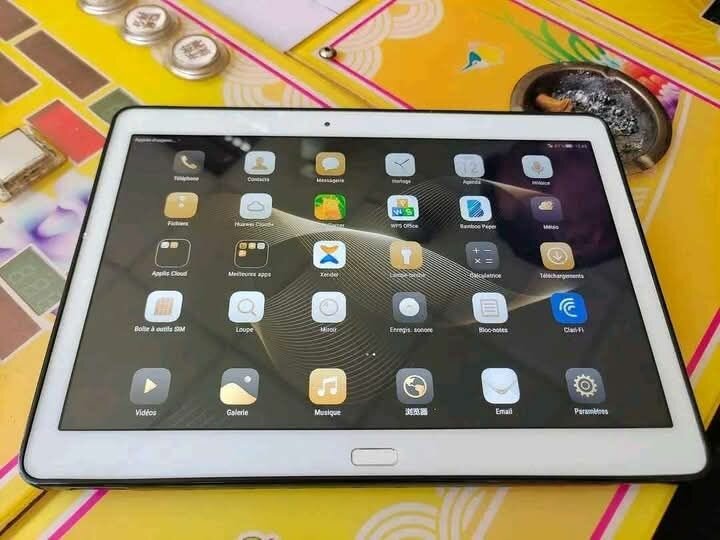 Tablette Android 10 pouces