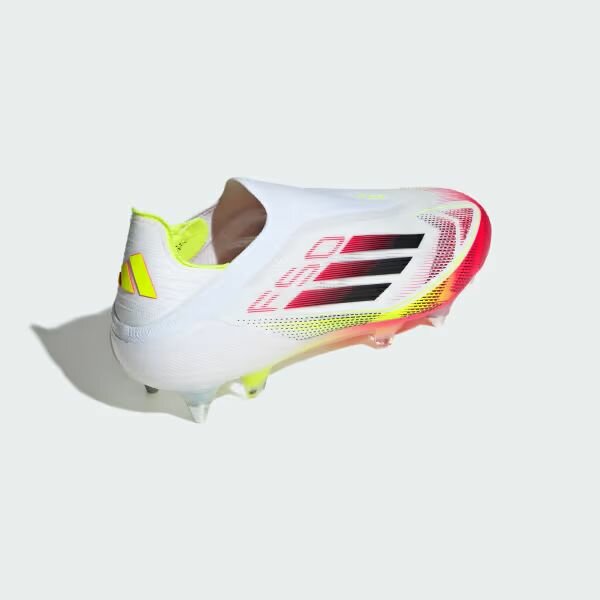 Chaussures de Football Ultramodernes