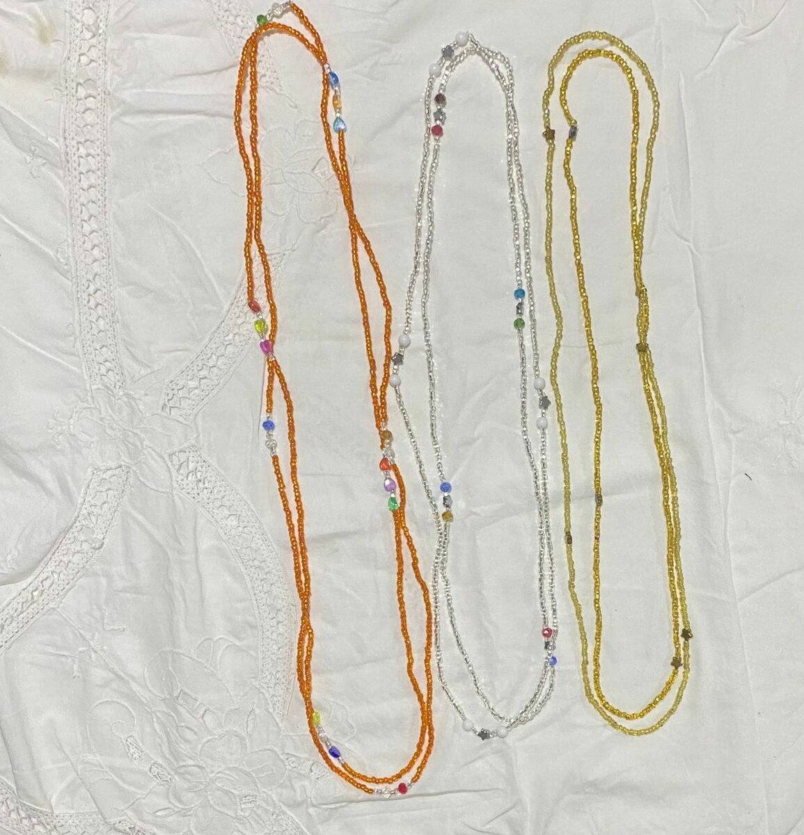 CHAÎNE AU REIN EN PERLE(Baya)