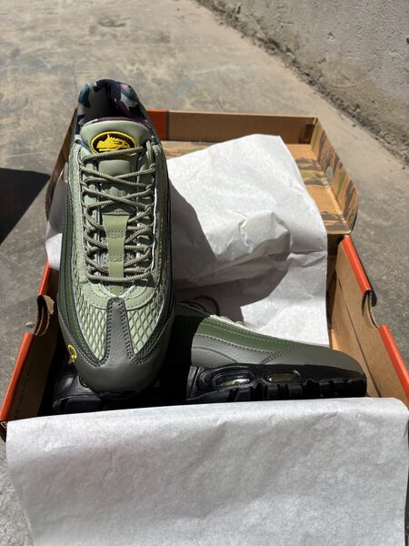 Nike 95 Cortez shoes