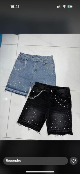 Shorts en jean avec chaînes